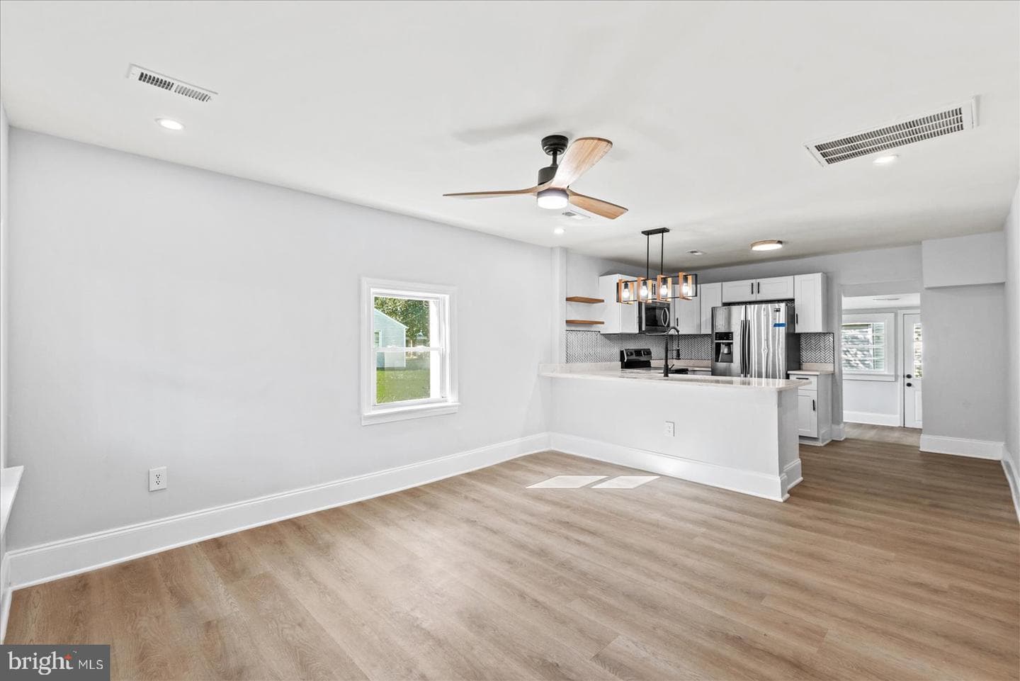 608 Kintz Street photo 7