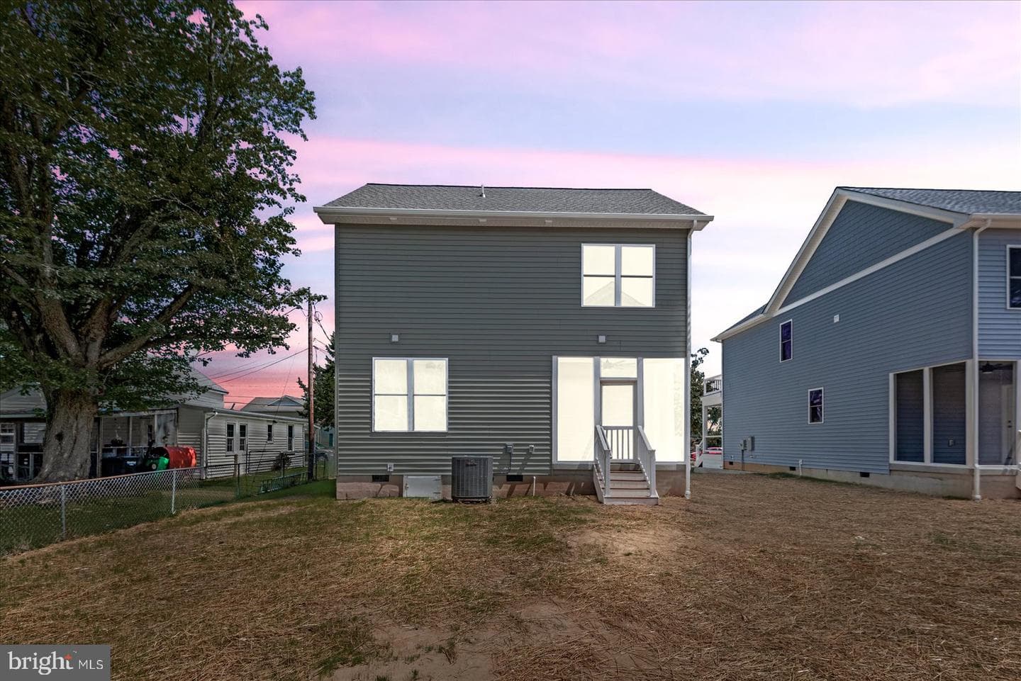 702 Taggart Street photo 41