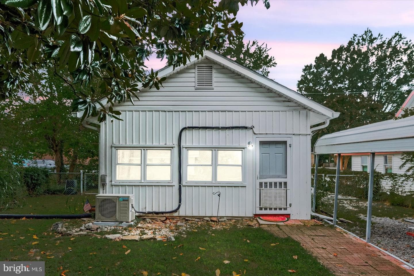 209 Hawthorne Street photo 36