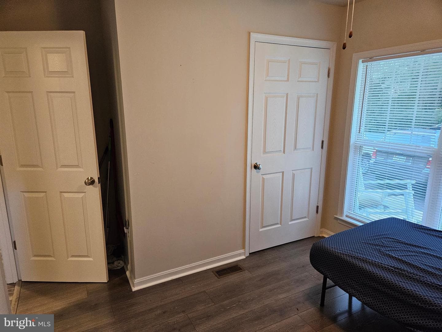 484 Latane Drive photo 21