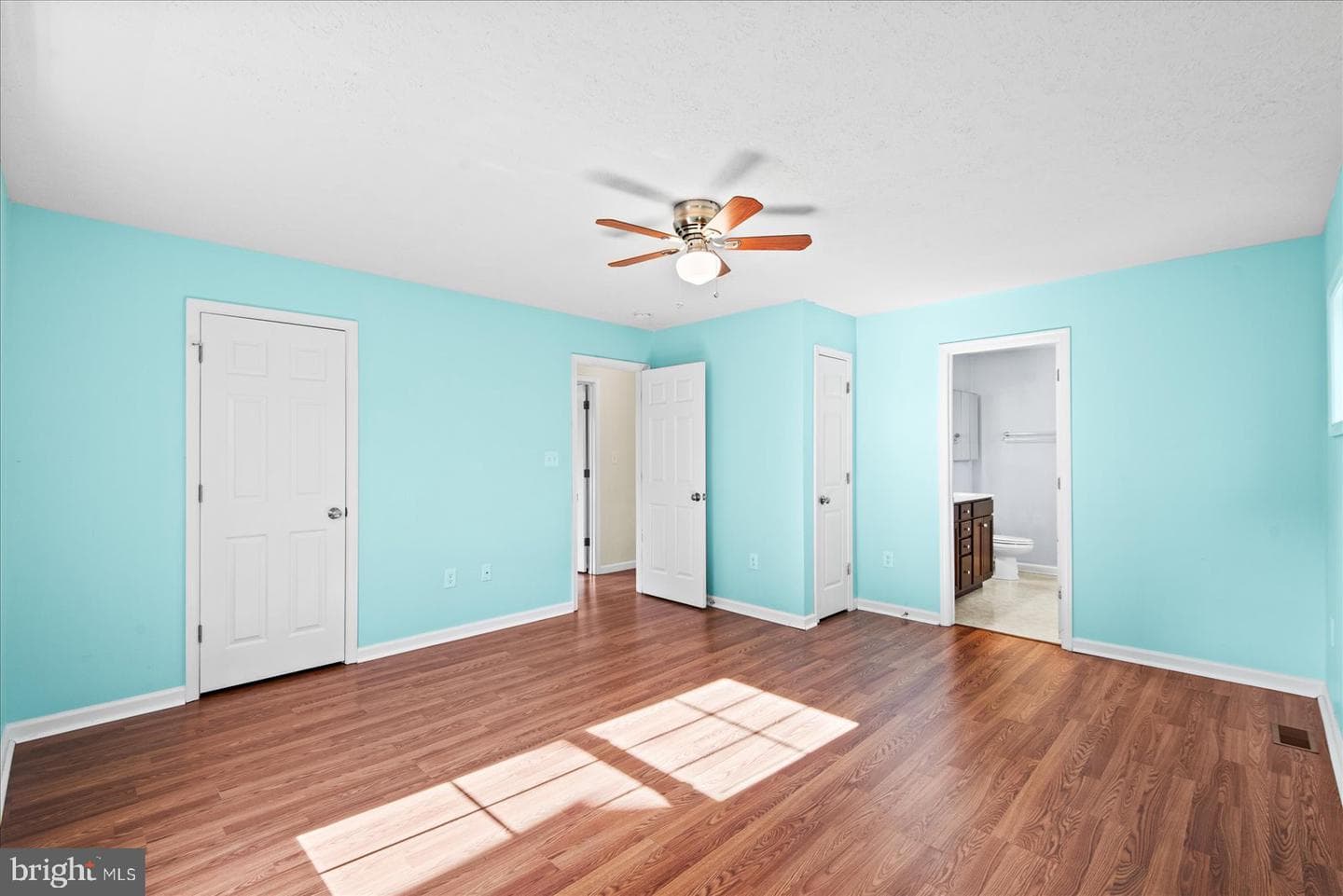 310 3rd Street photo 21