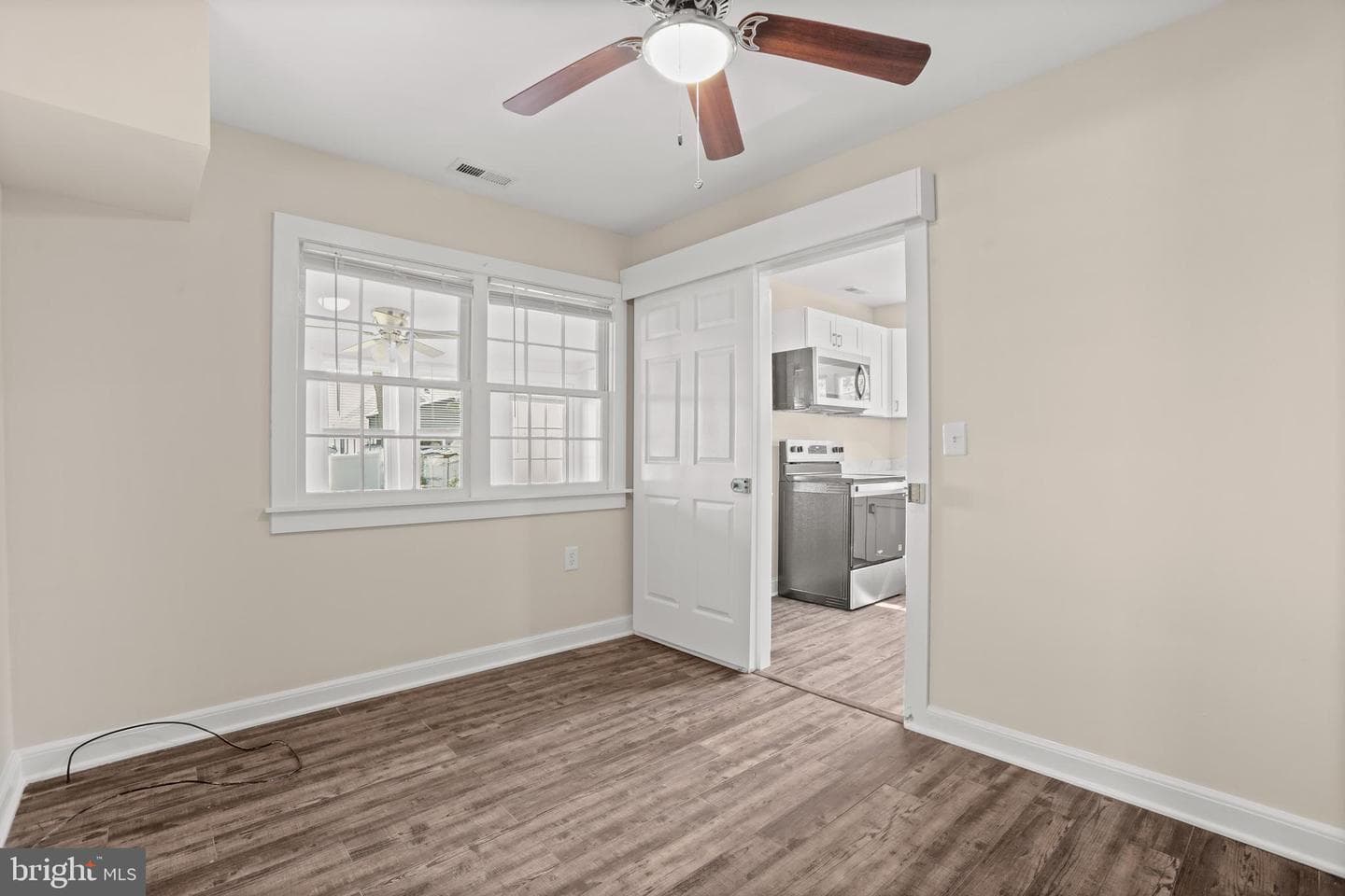 1212 Lossing Avenue photo 21