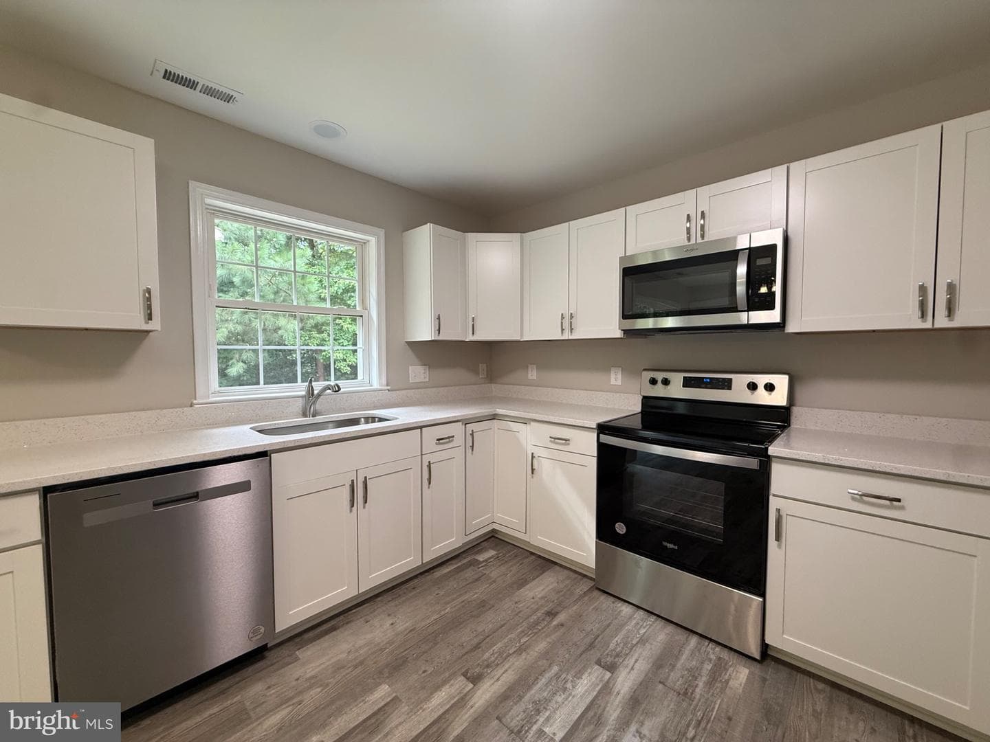 185 Woodberry Drive photo 10