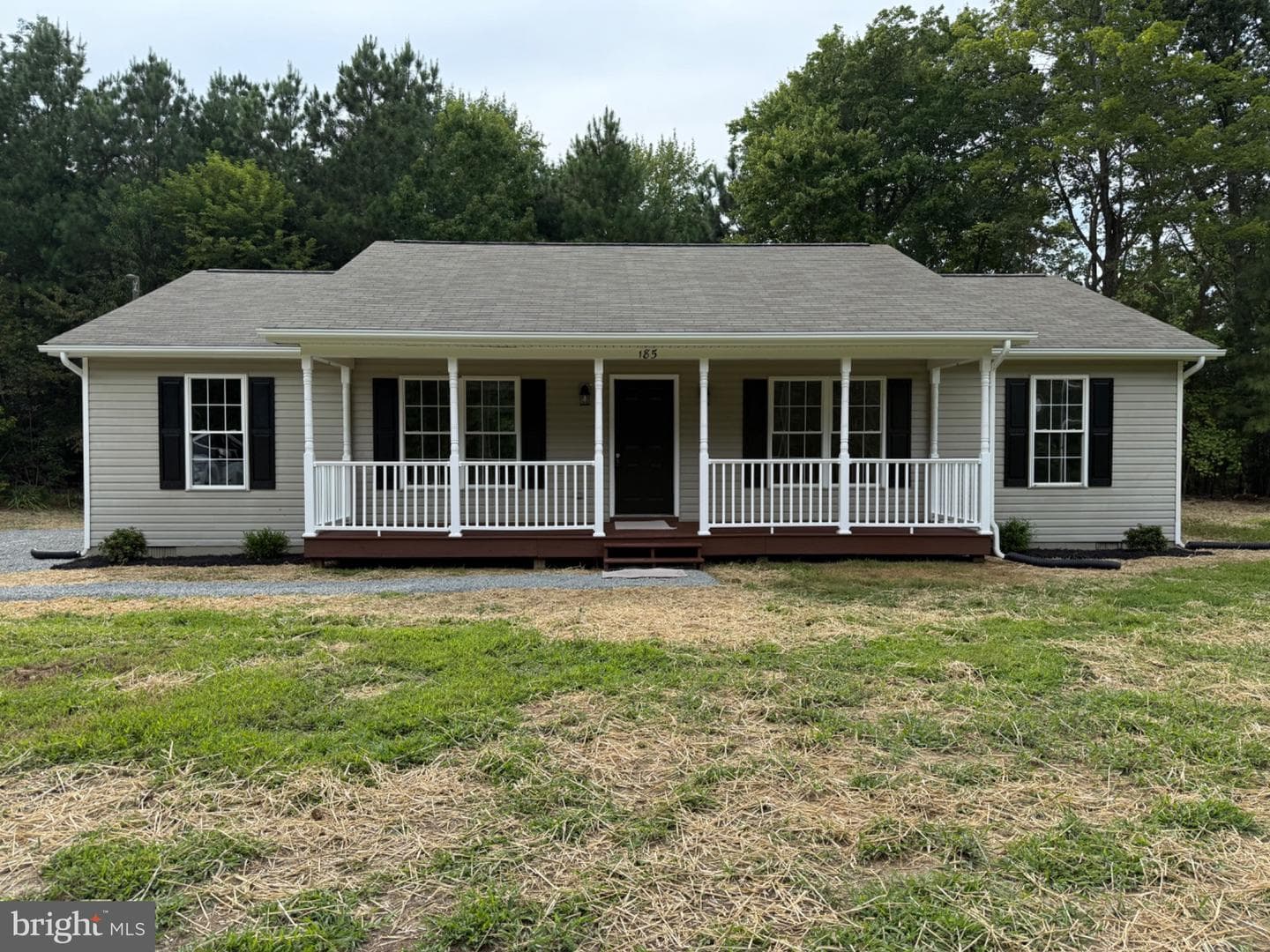 185 Woodberry Drive photo 2