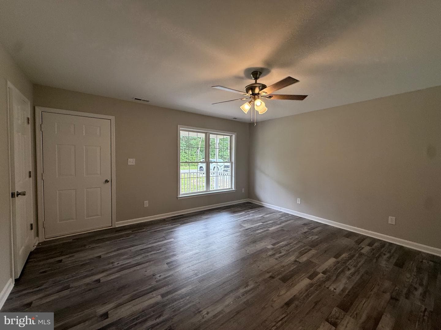 185 Woodberry Drive photo 4