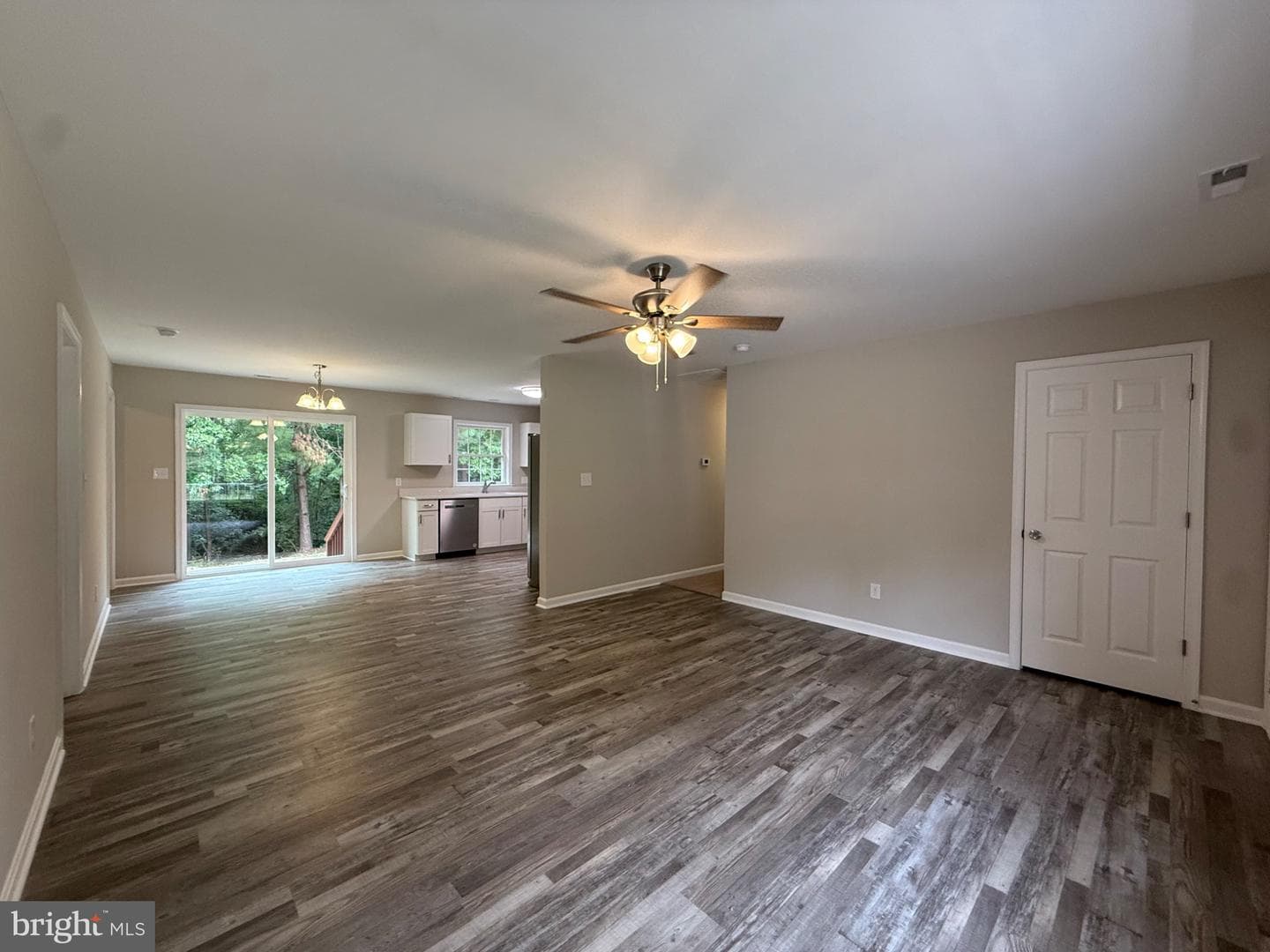 185 Woodberry Drive photo 5