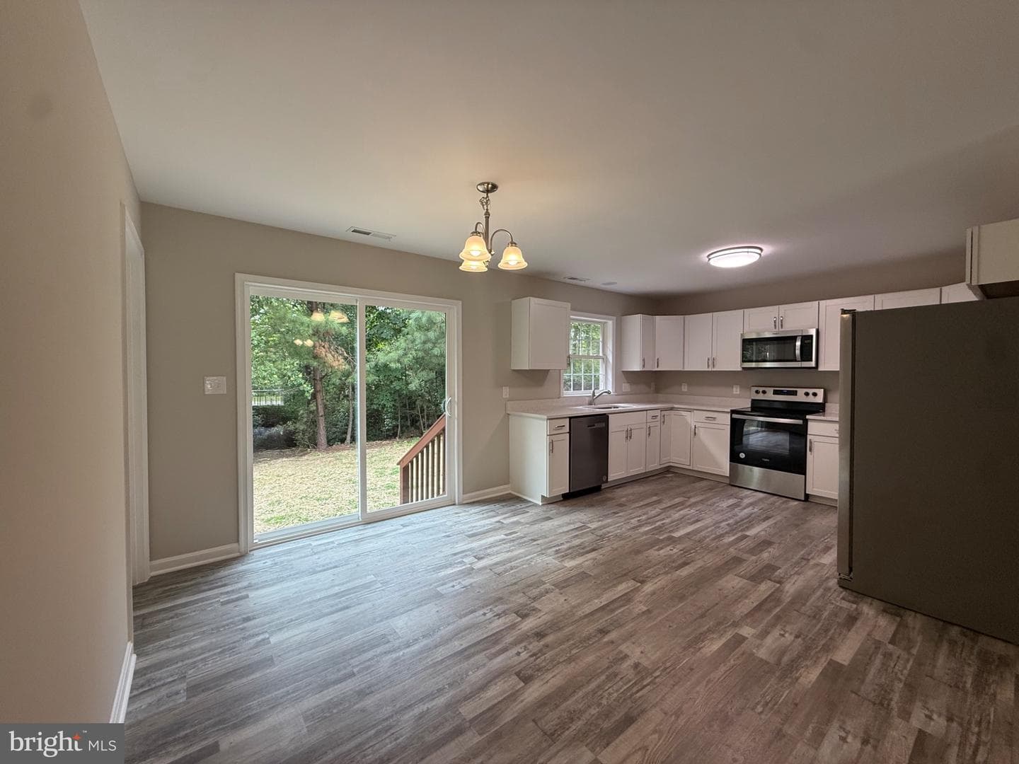 185 Woodberry Drive photo 7