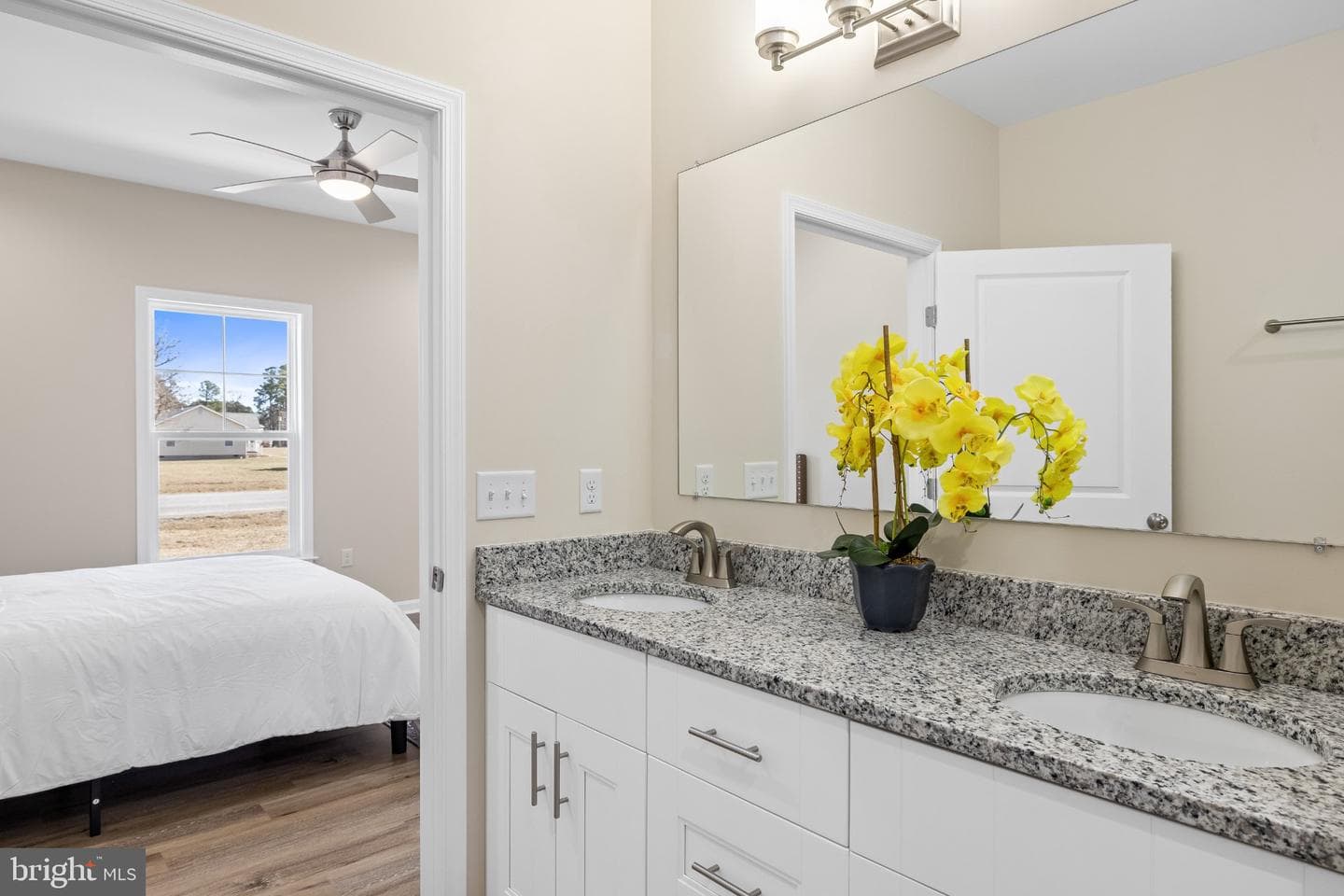26 Harbor Court photo 15