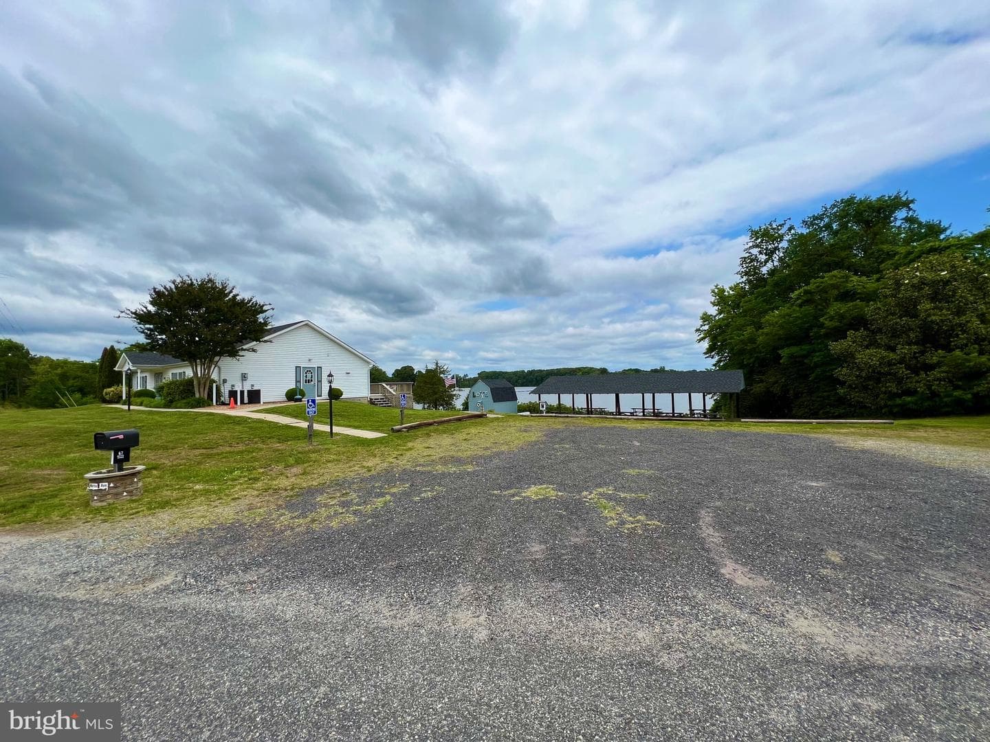 228 Dale Drive photo 40