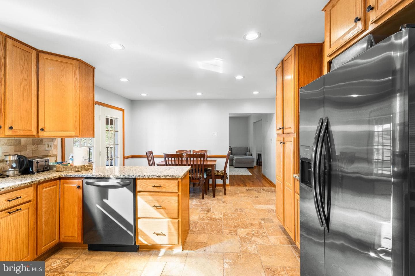 994 N Glebe Road photo 30