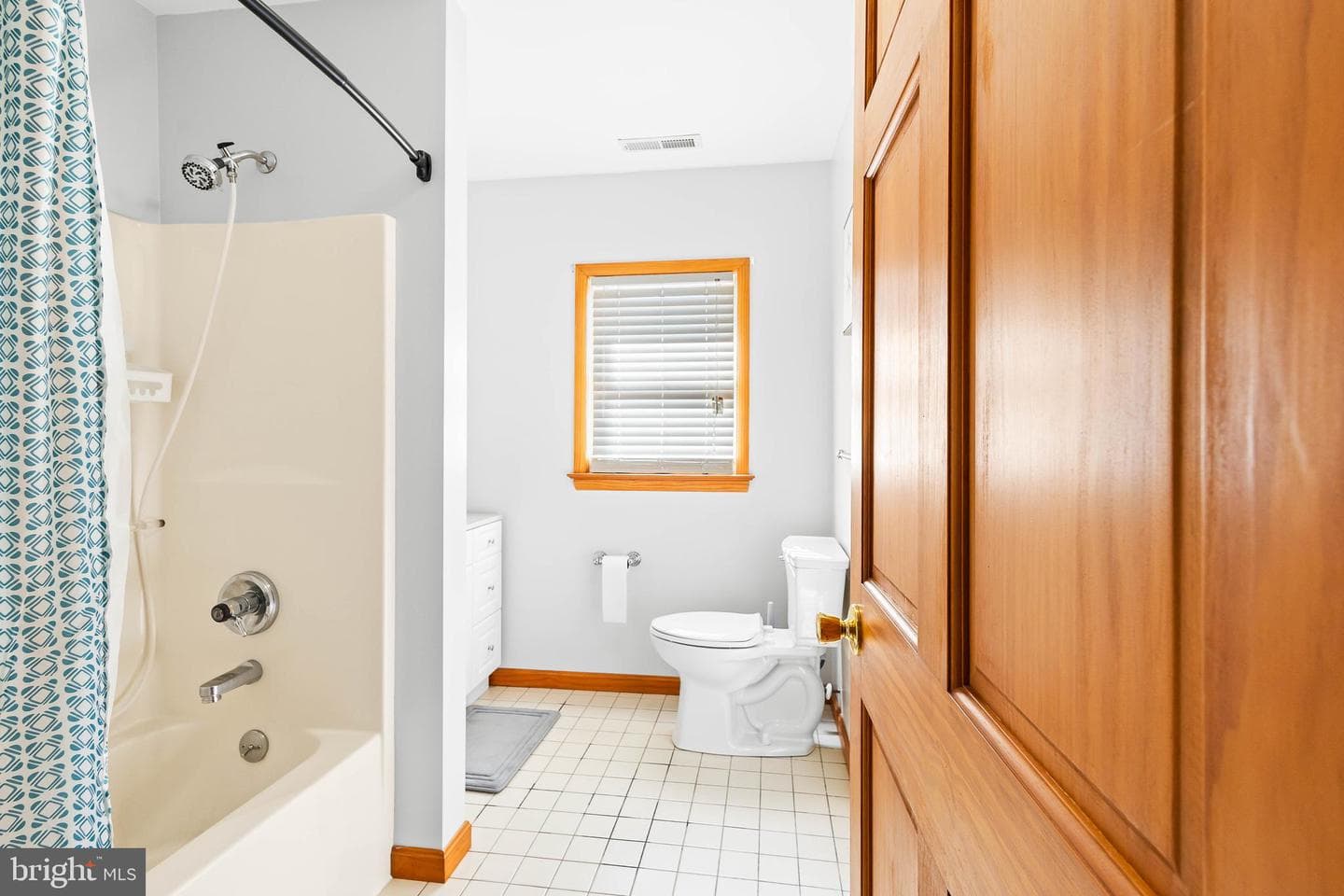 994 N Glebe Road photo 48
