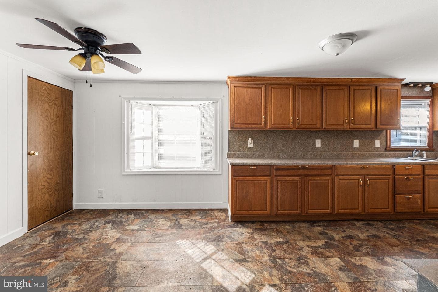 36 Washington Circle photo 21