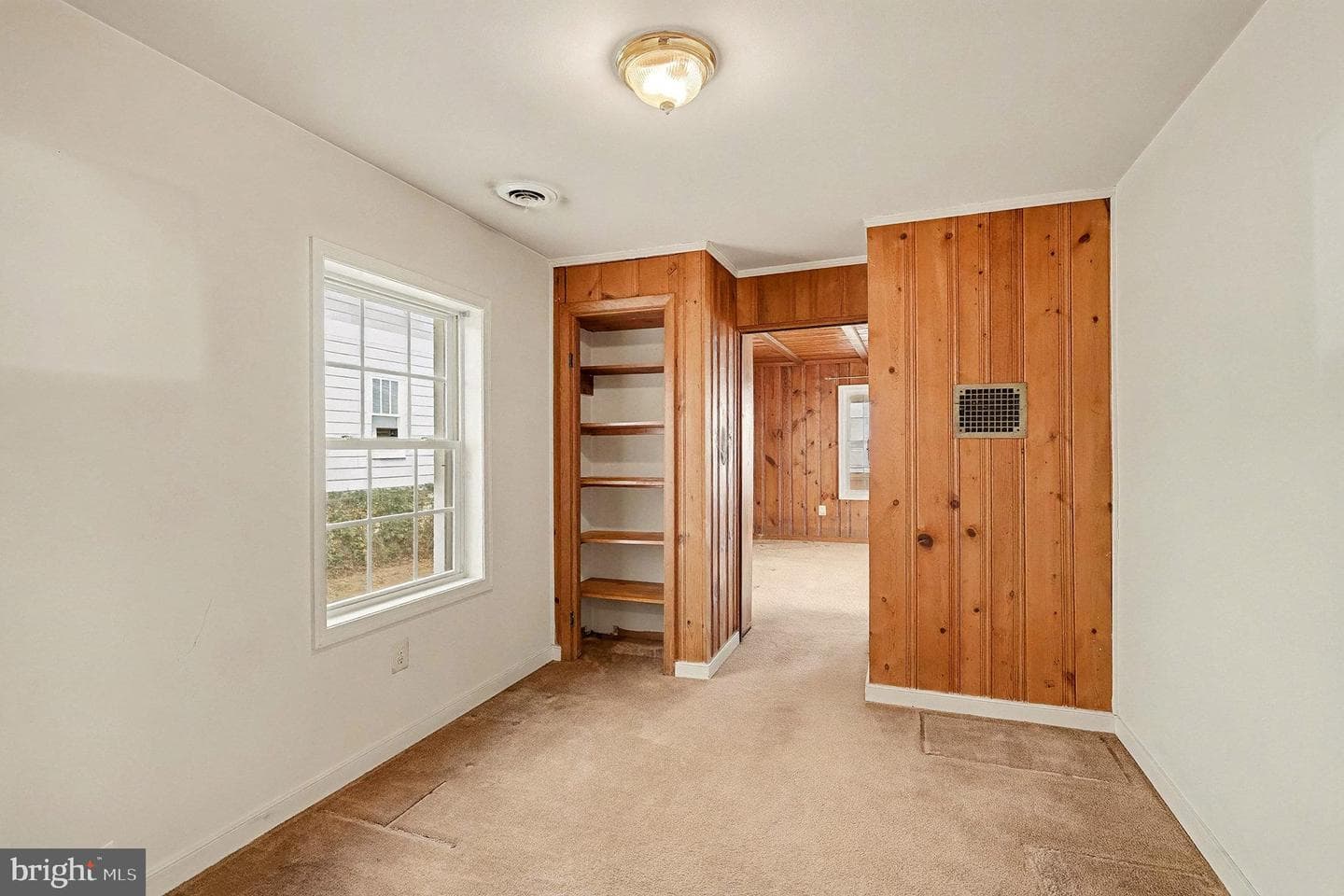 1117 Irving Avenue photo 22