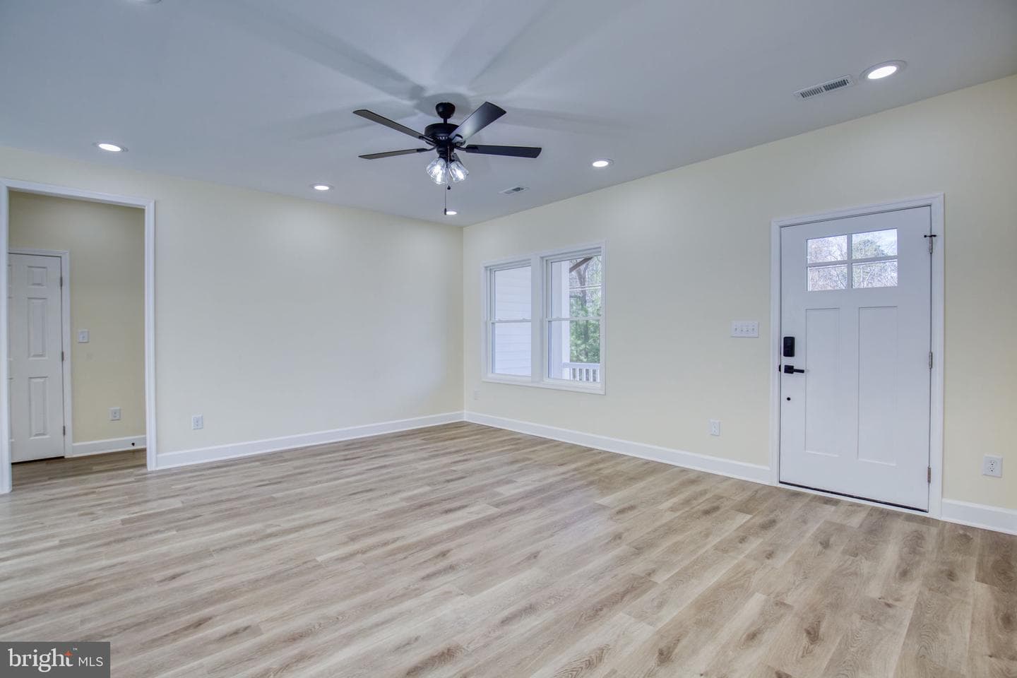 49 Poplar Lane photo 10