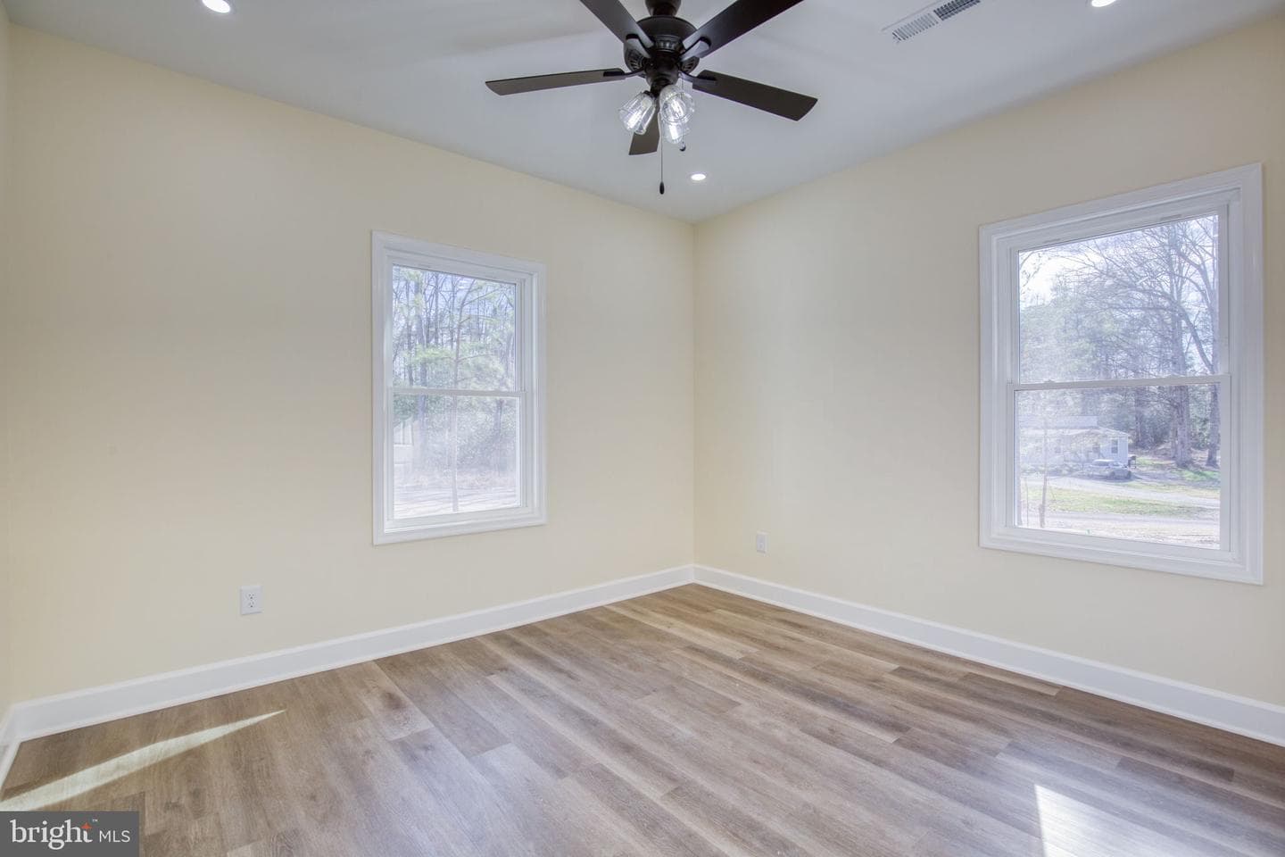 49 Poplar Lane photo 30