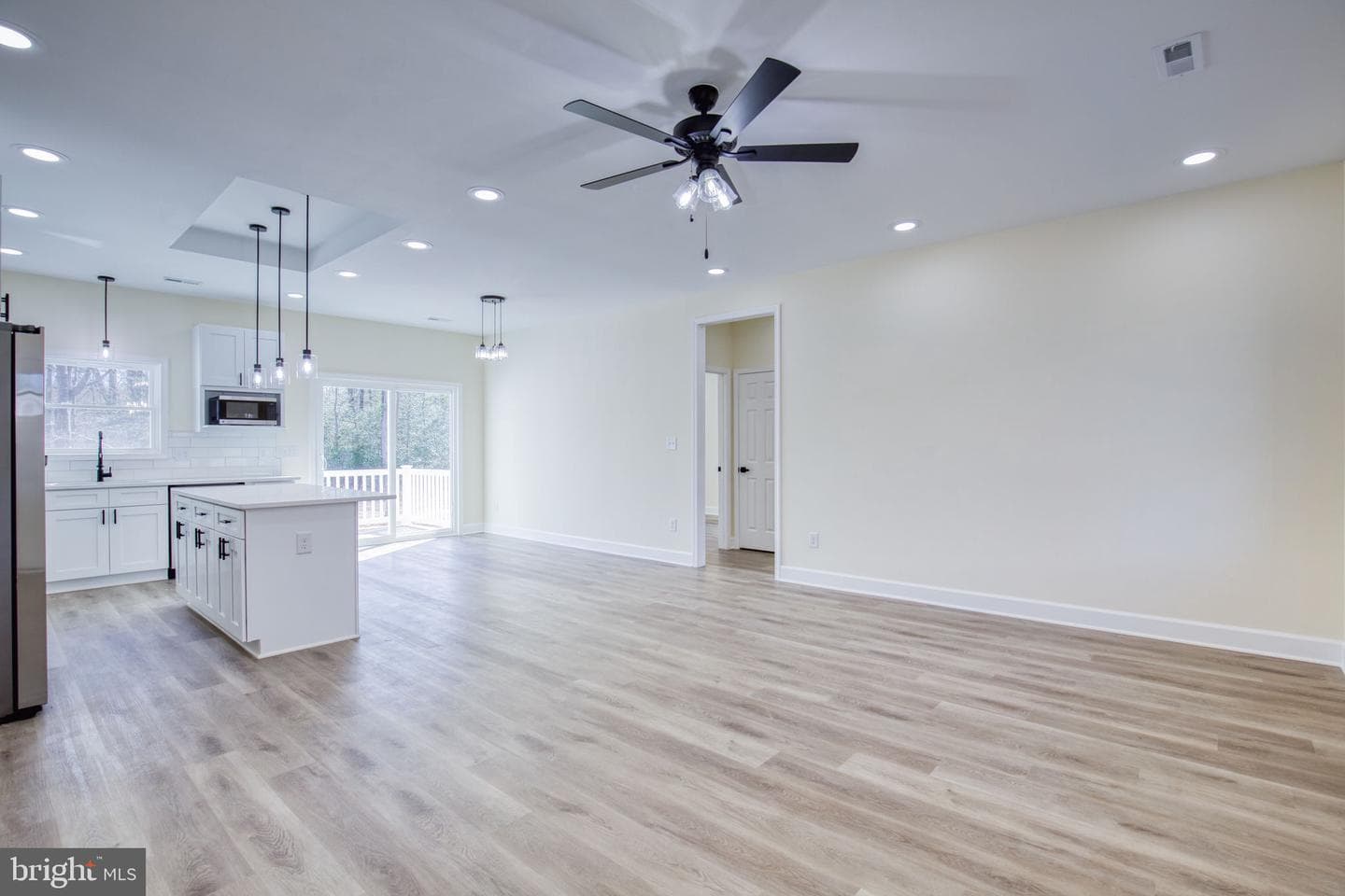 49 Poplar Lane photo 9