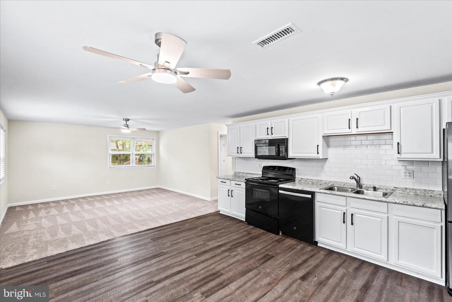 218 Circle Lane photo 10