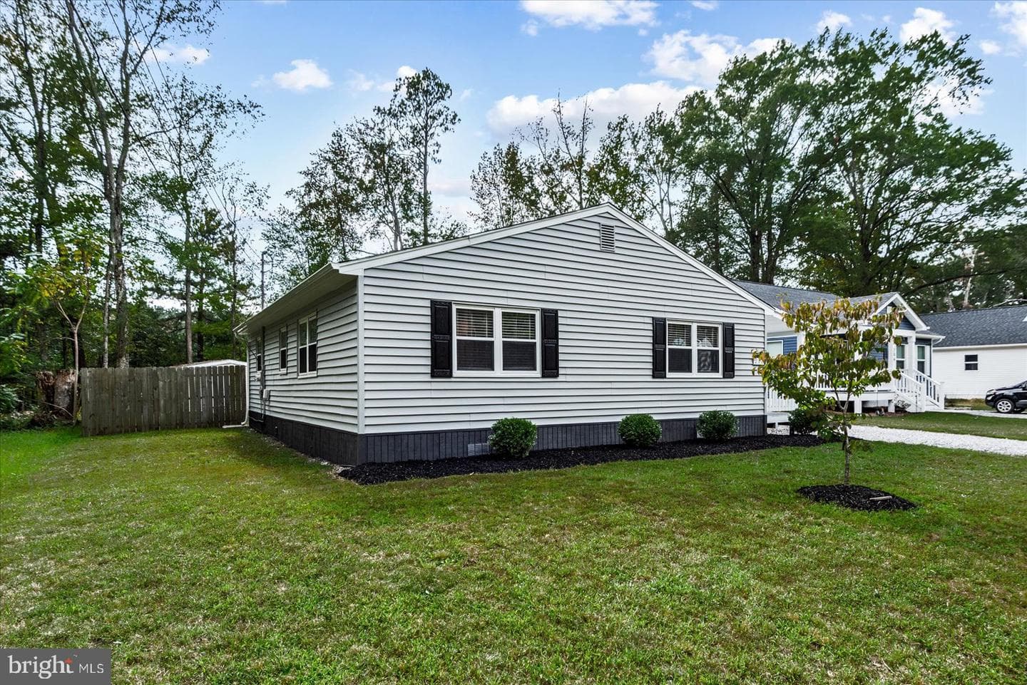218 Circle Lane photo 4