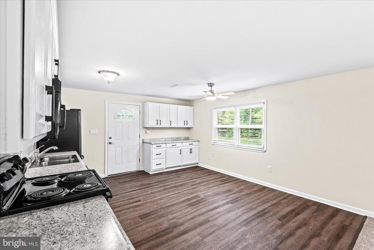 218 Circle Lane photo 8