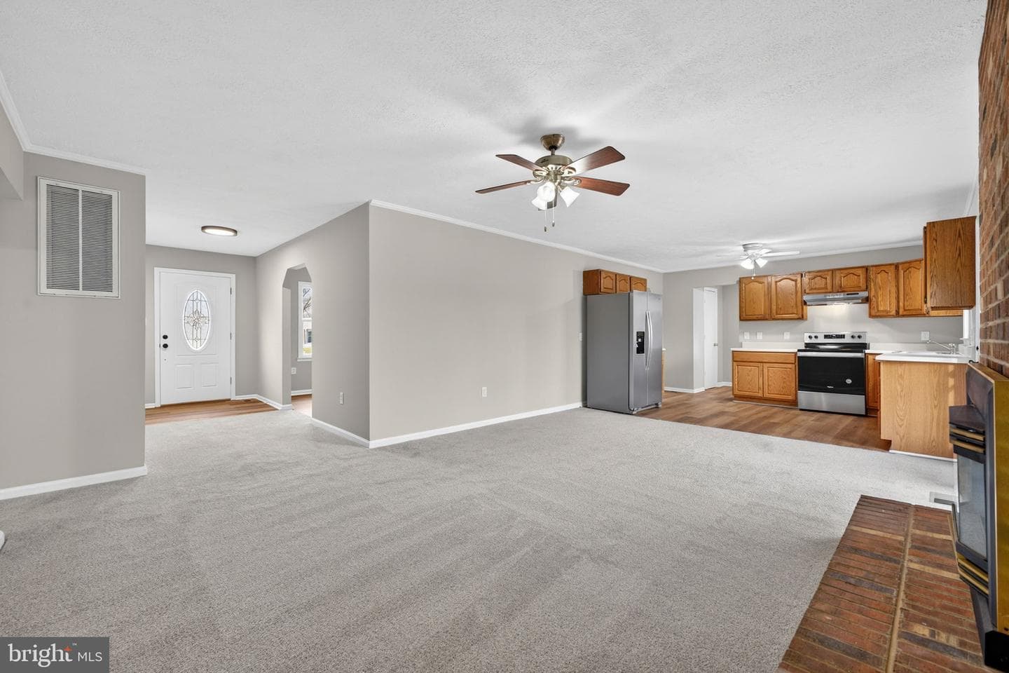 186 East Potomac Drive photo 29