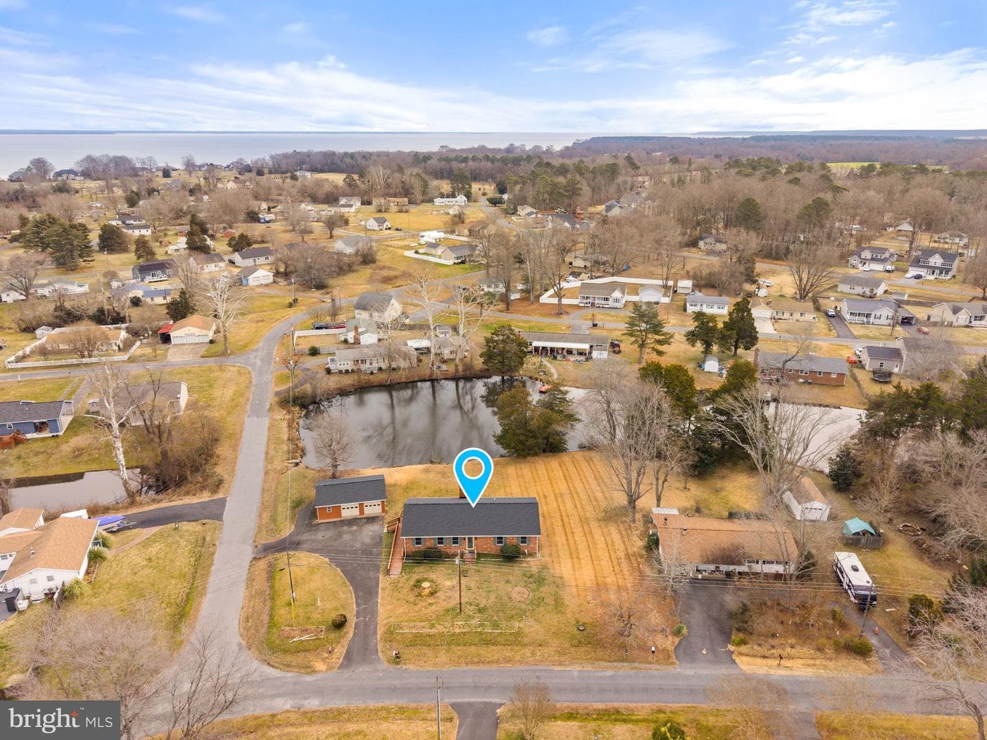186 East Potomac Drive photo 4