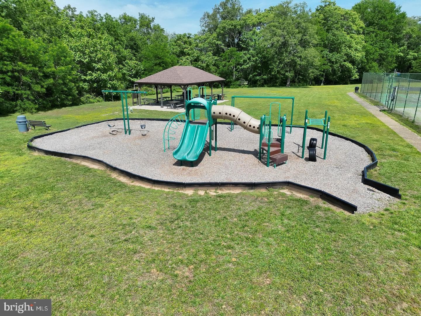 1077 N Independence Drive photo 34