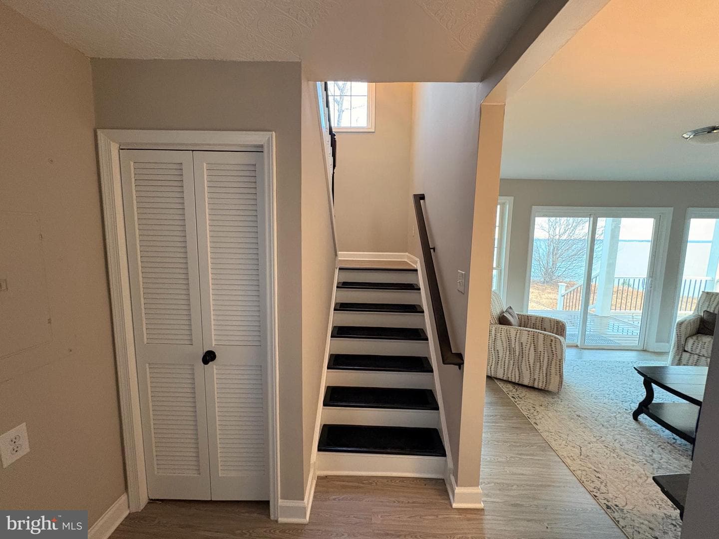 1077 N Independence Drive photo 4