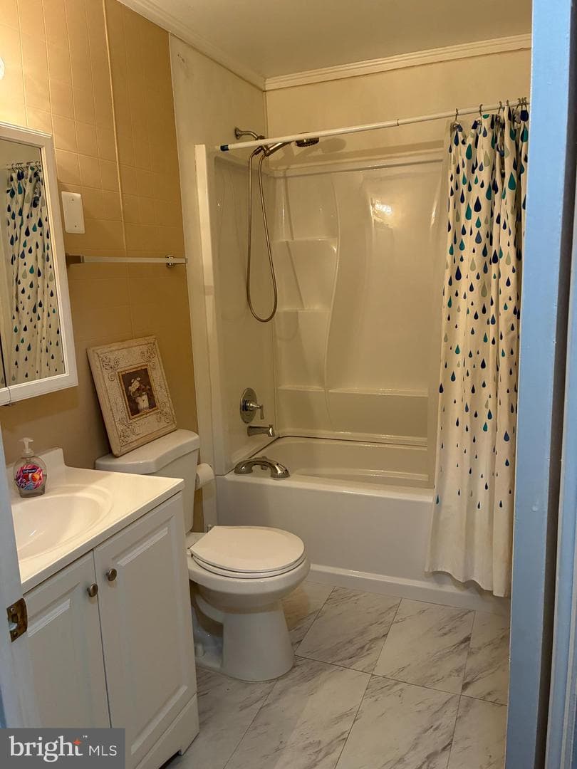 50 Greenway Drive photo 15