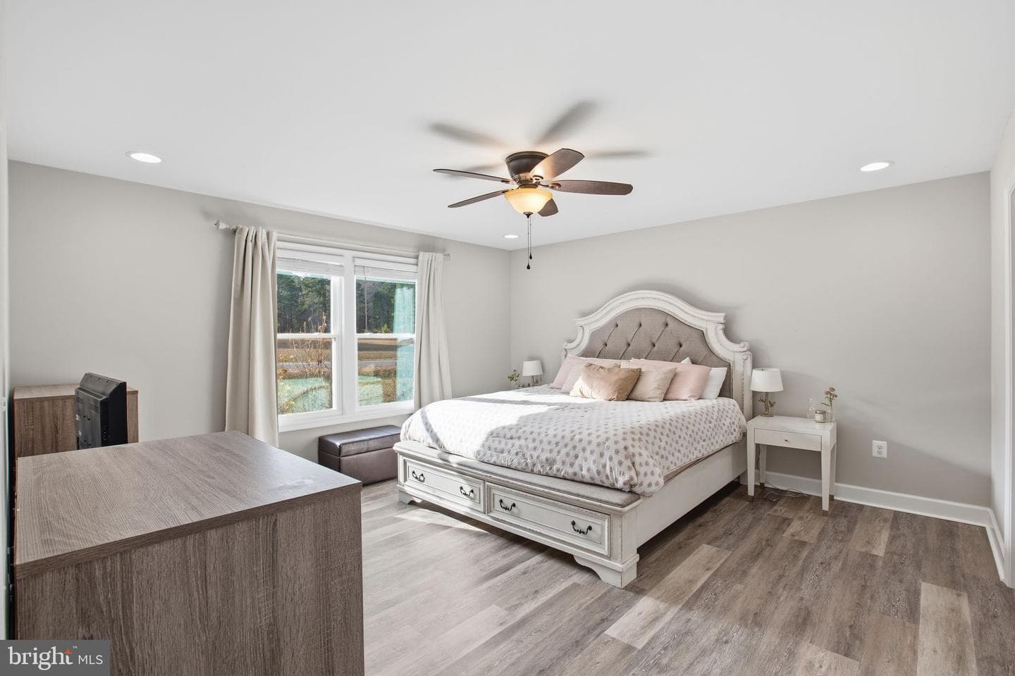 798 S Glebe photo 13