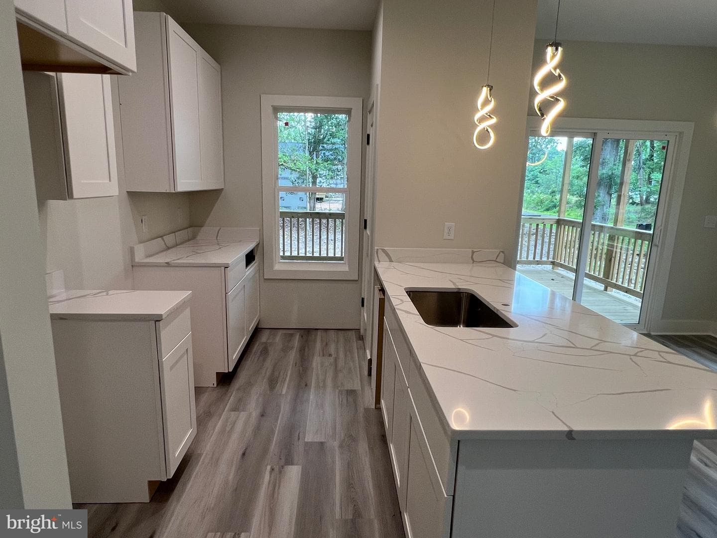 175 Rose Way photo 13