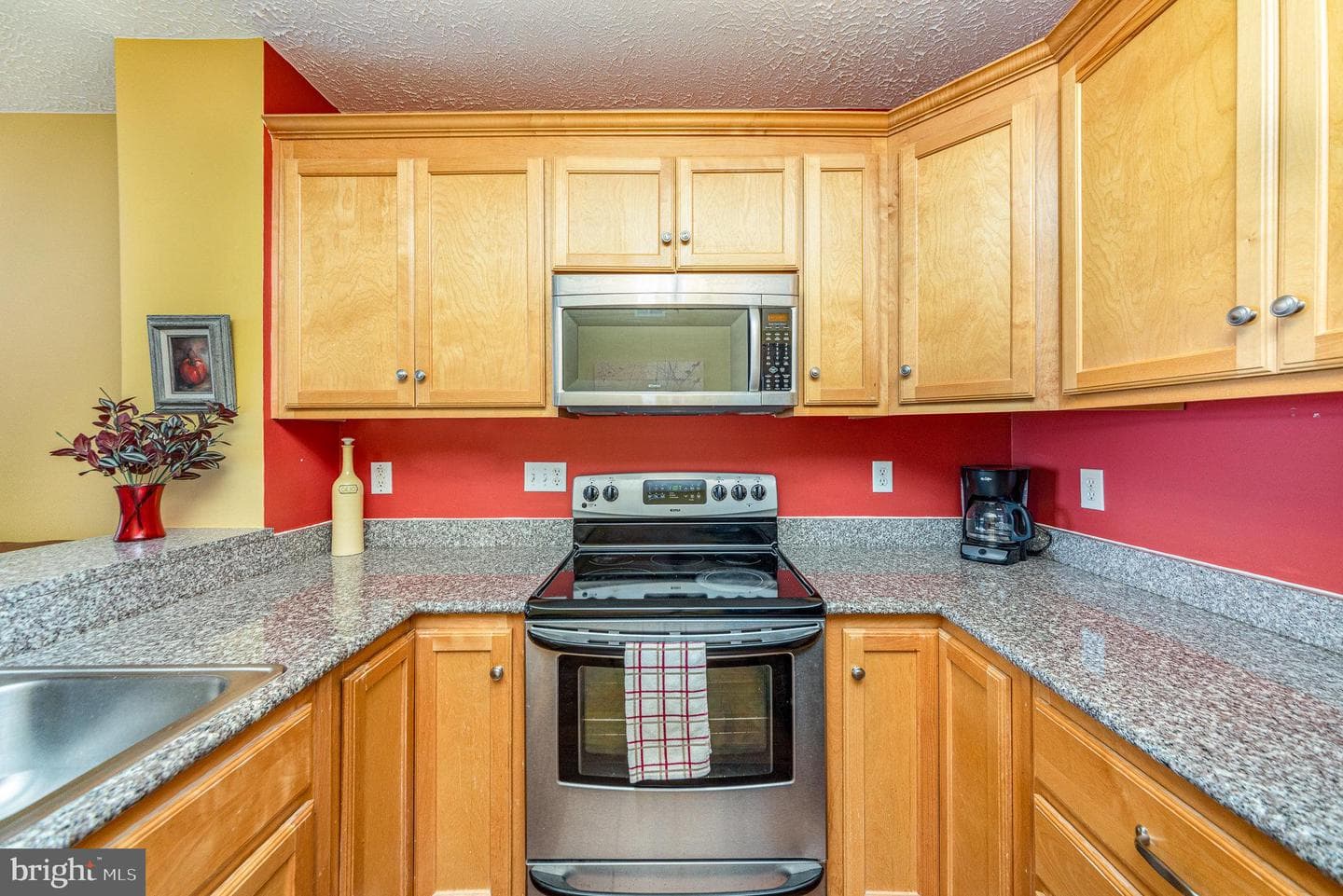 100 Taylor Street #505 photo 16