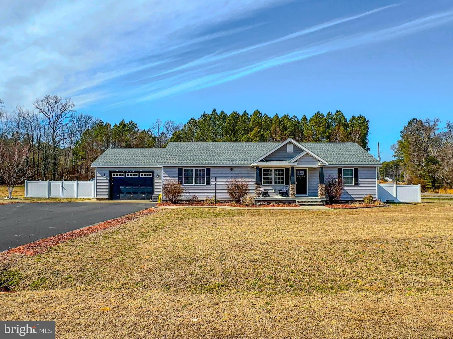 307 Beacon Court photo 1