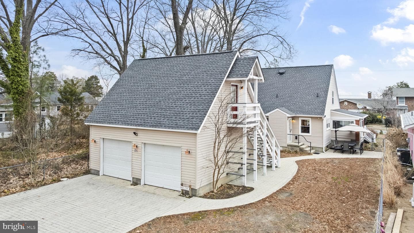 916 Bryant Avenue photo 35