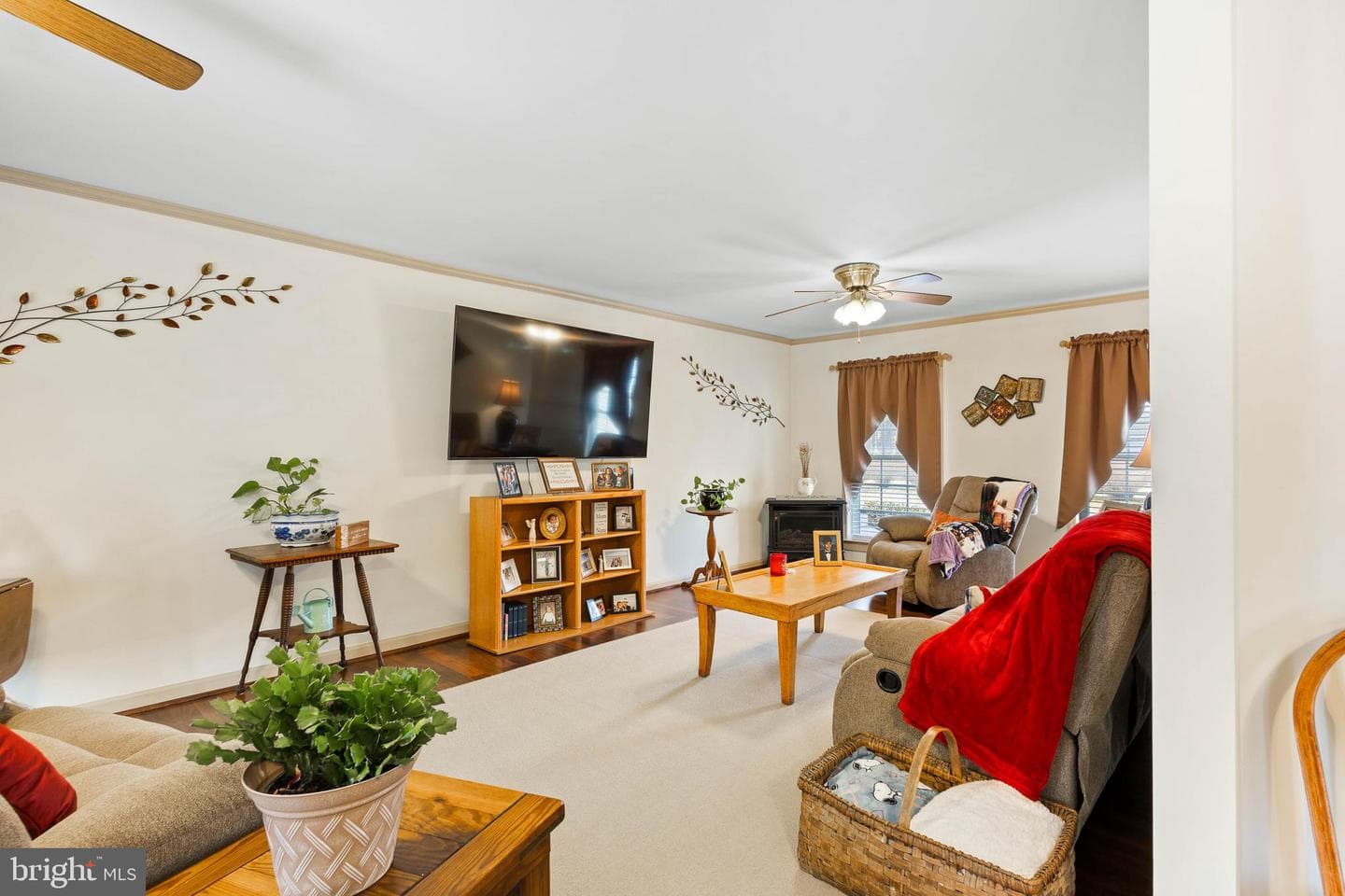 144 Essex photo 47