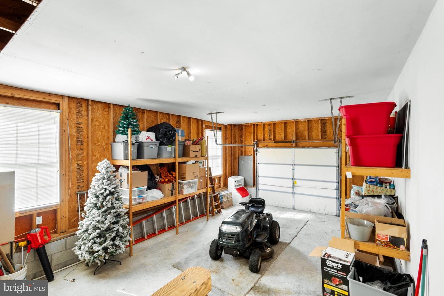 144 Essex photo 56