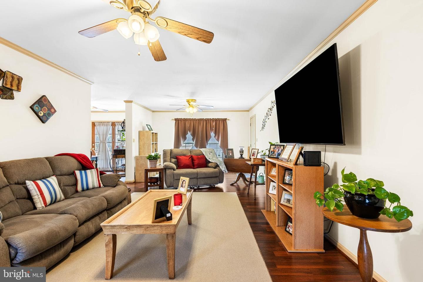 144 Essex photo 59