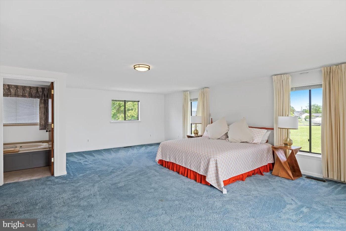 198 Canoe Place photo 12