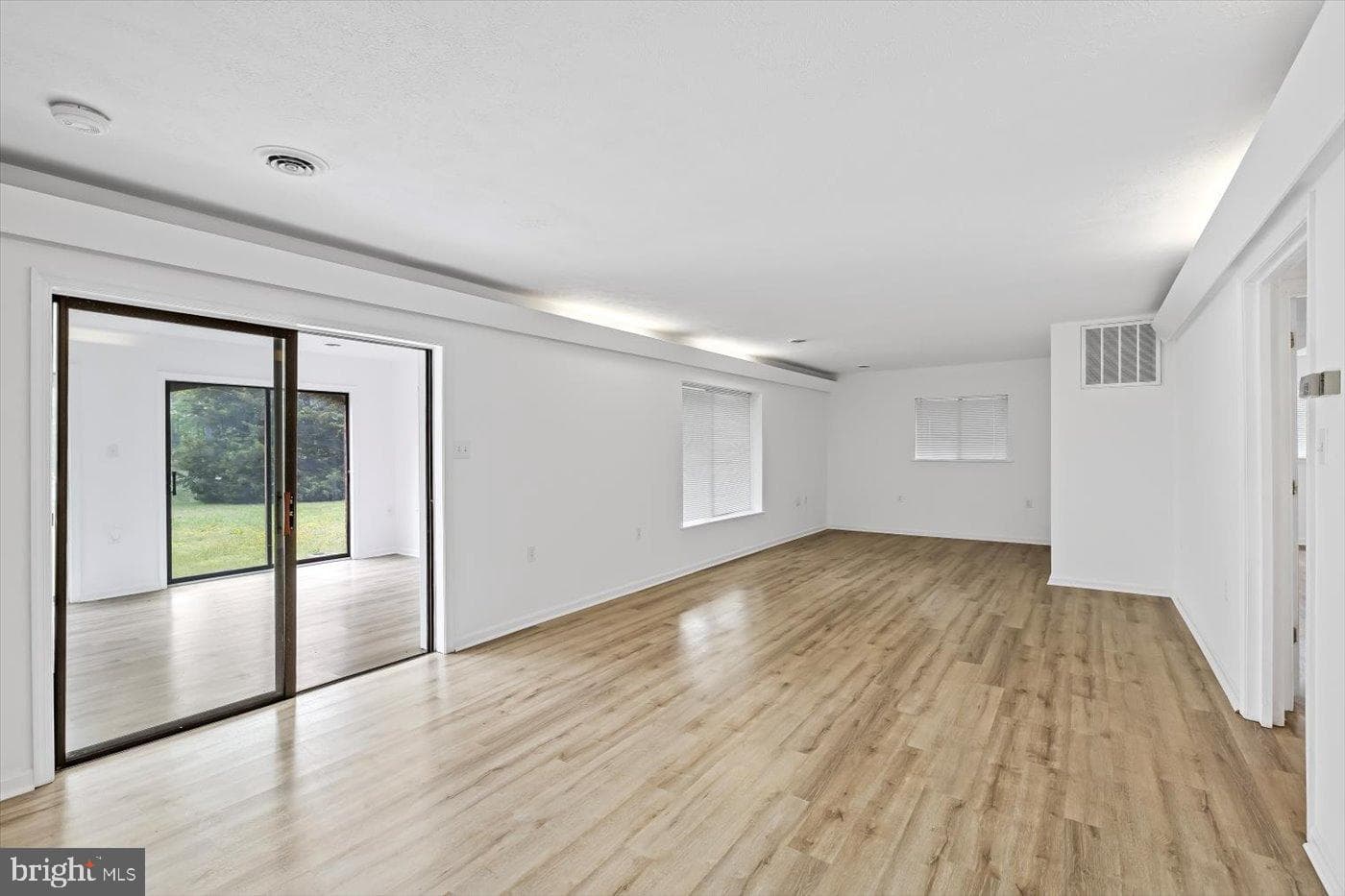 198 Canoe Place photo 23