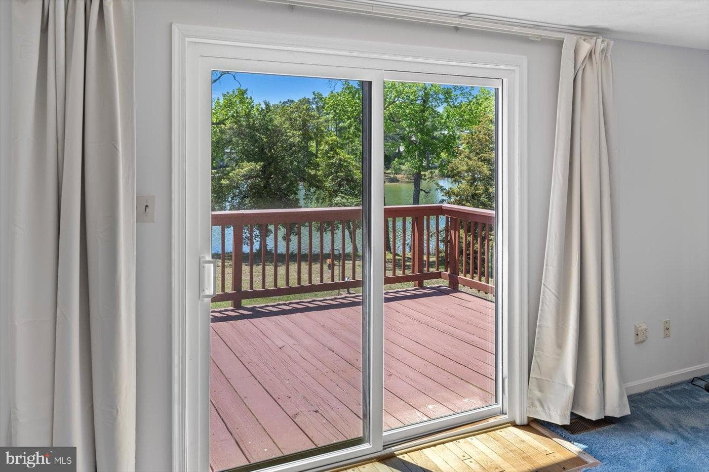 198 Canoe Place photo 26