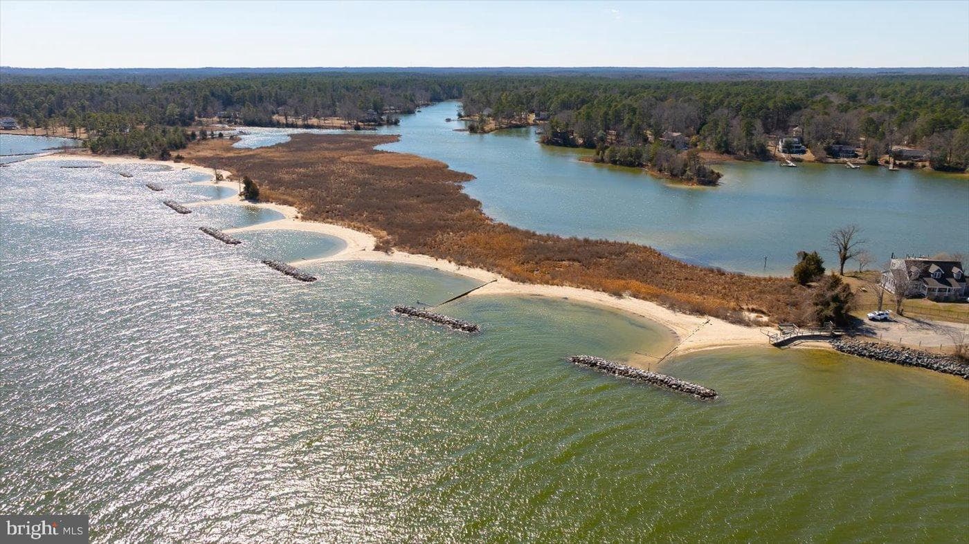 198 Canoe Place photo 28