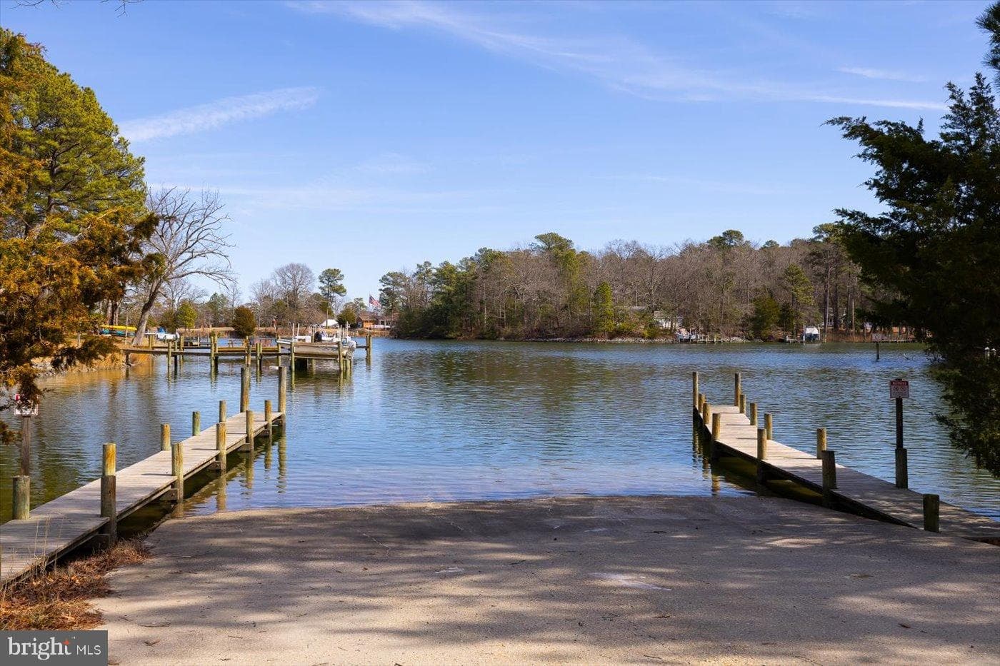 198 Canoe Place photo 31