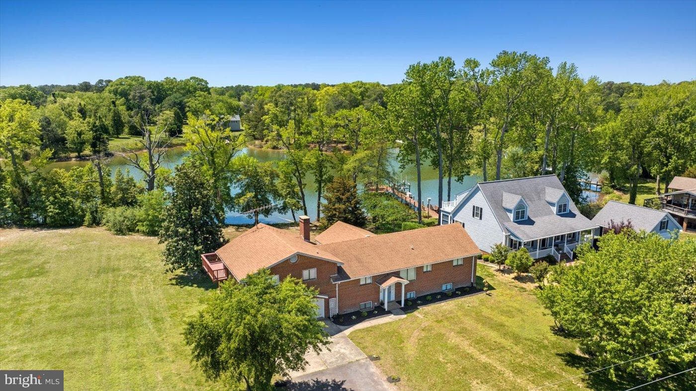 198 Canoe Place photo 39