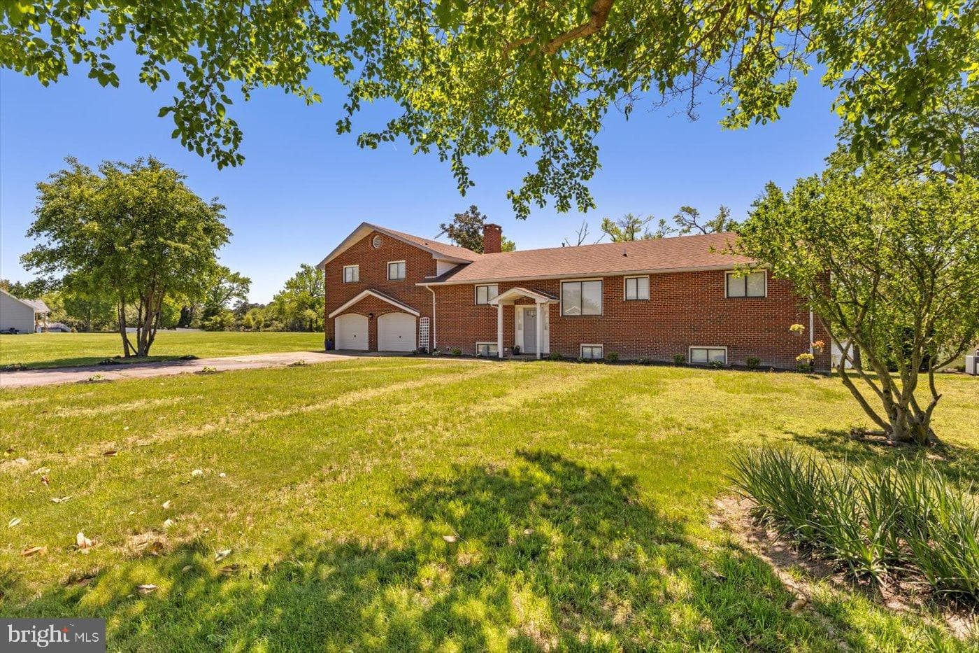 198 Canoe Place photo 51