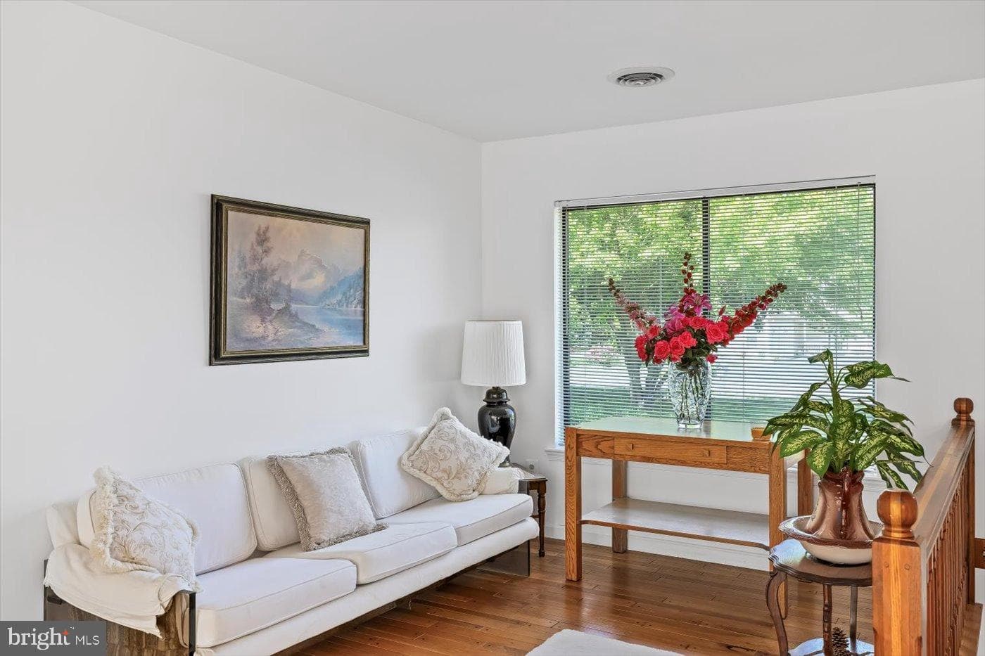 198 Canoe Place photo 8