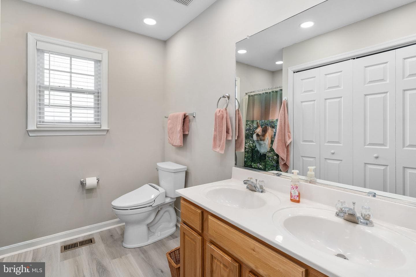 219 Santa Maria Avenue photo 20