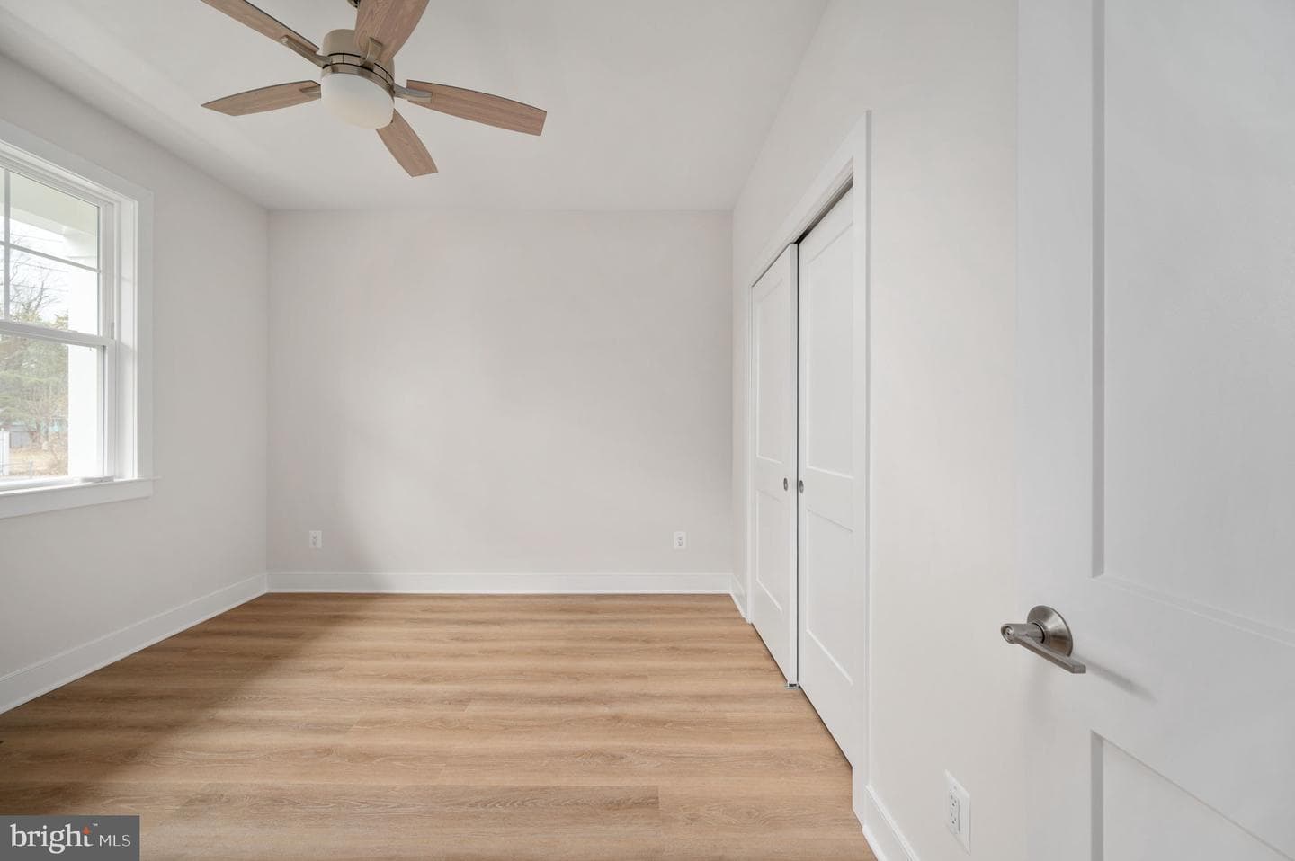 709 Garfield Avenue photo 31