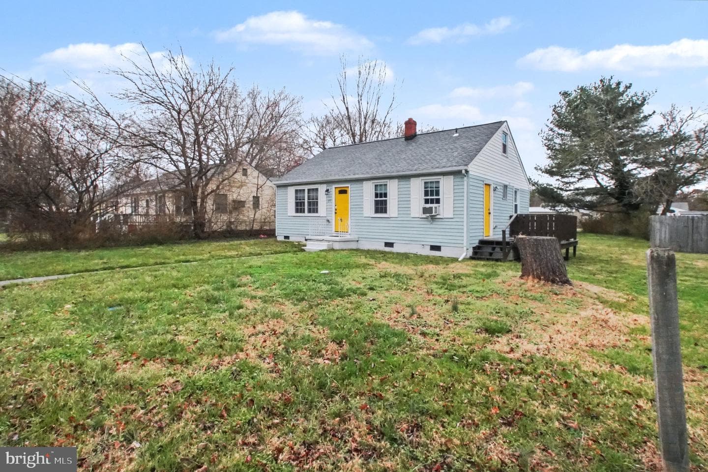 217 Locust Avenue photo 4