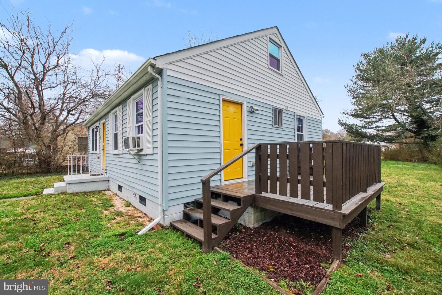 217 Locust Avenue photo 6