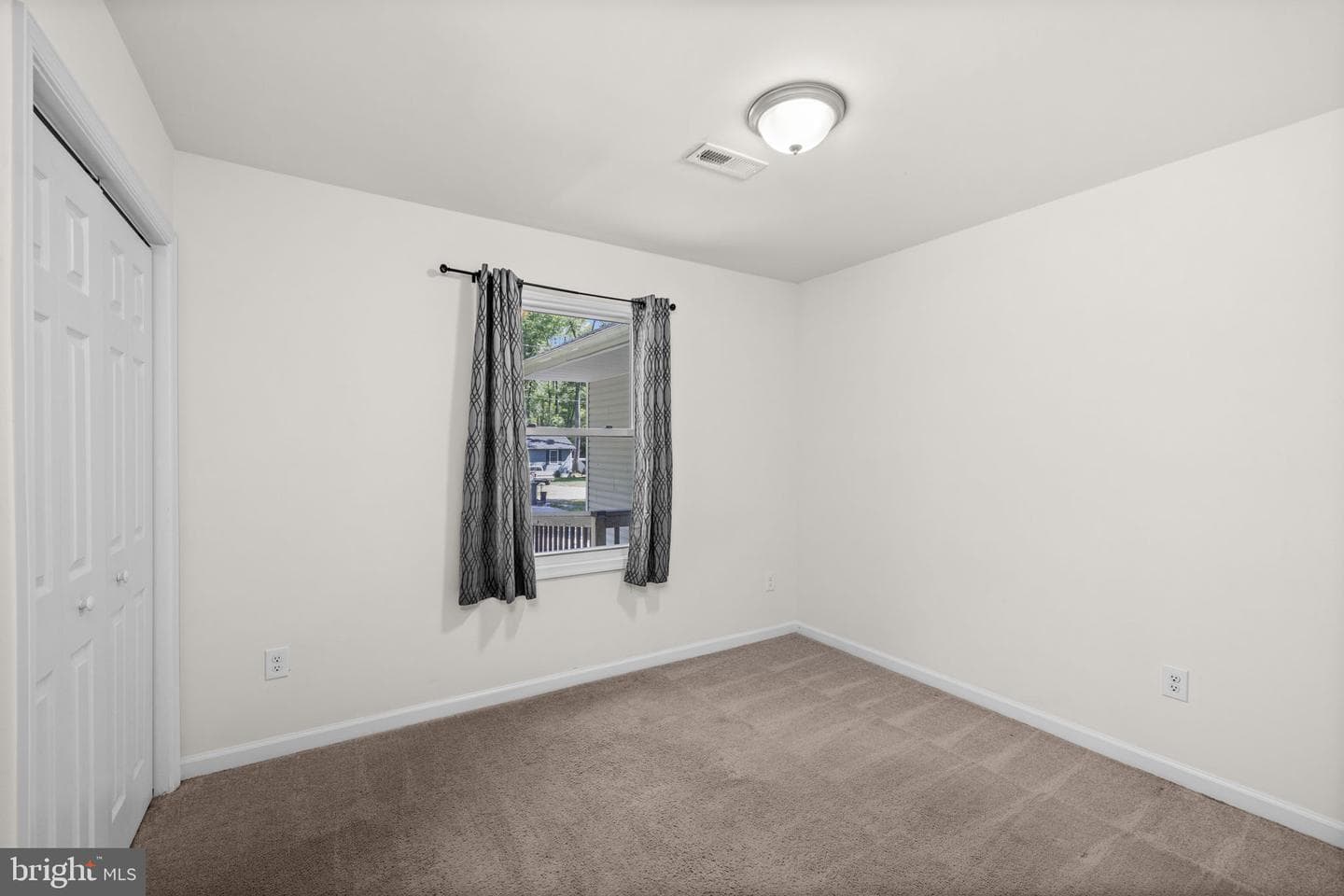 22 Pinewood Lane photo 14