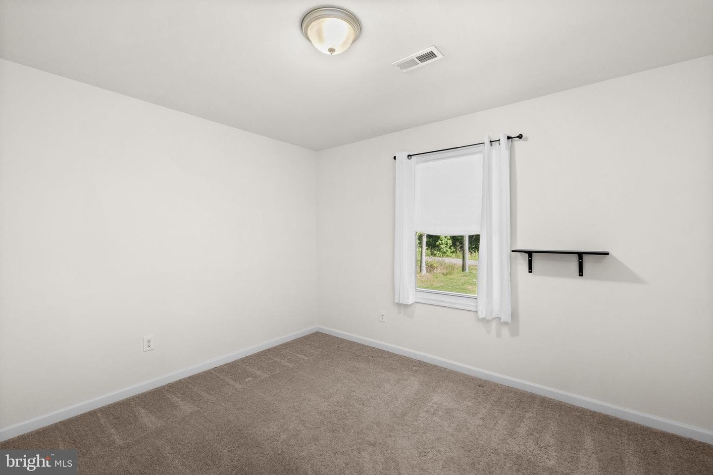 22 Pinewood Lane photo 17